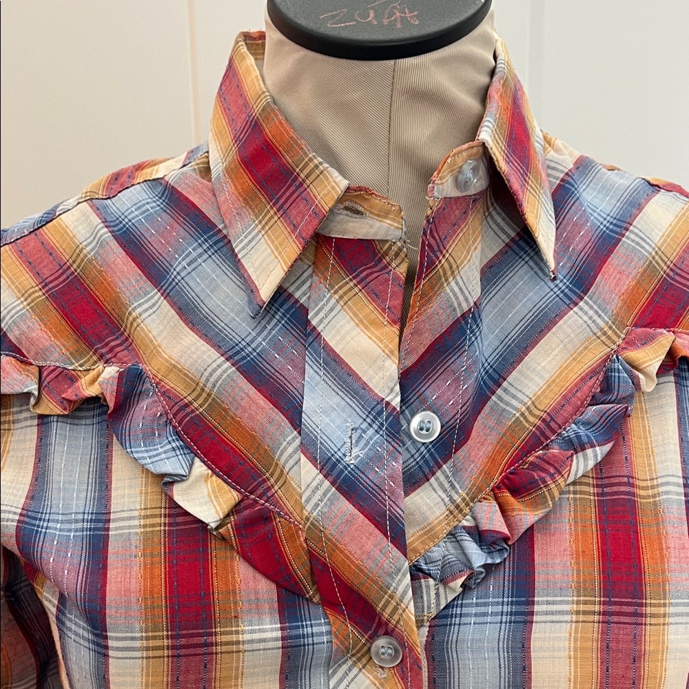 Colorful Plaid Vintage Button-Up Blouse - Picture 5 of 9